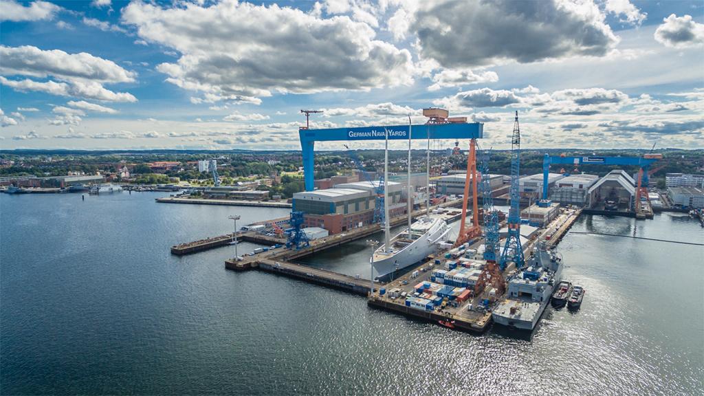 GERMAN NAVAL YARDS_mit SYA_Fregatte